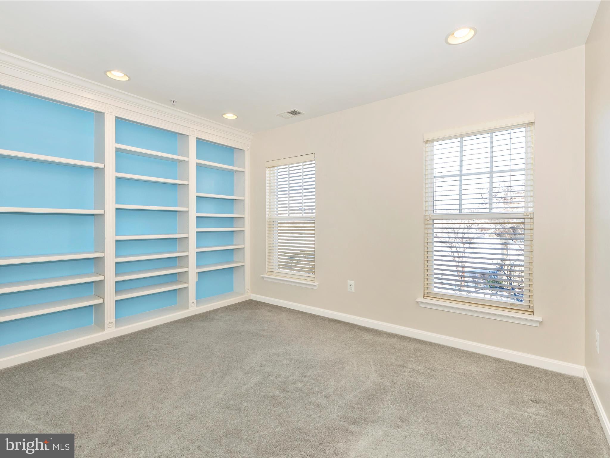 WOODCREST - Residential