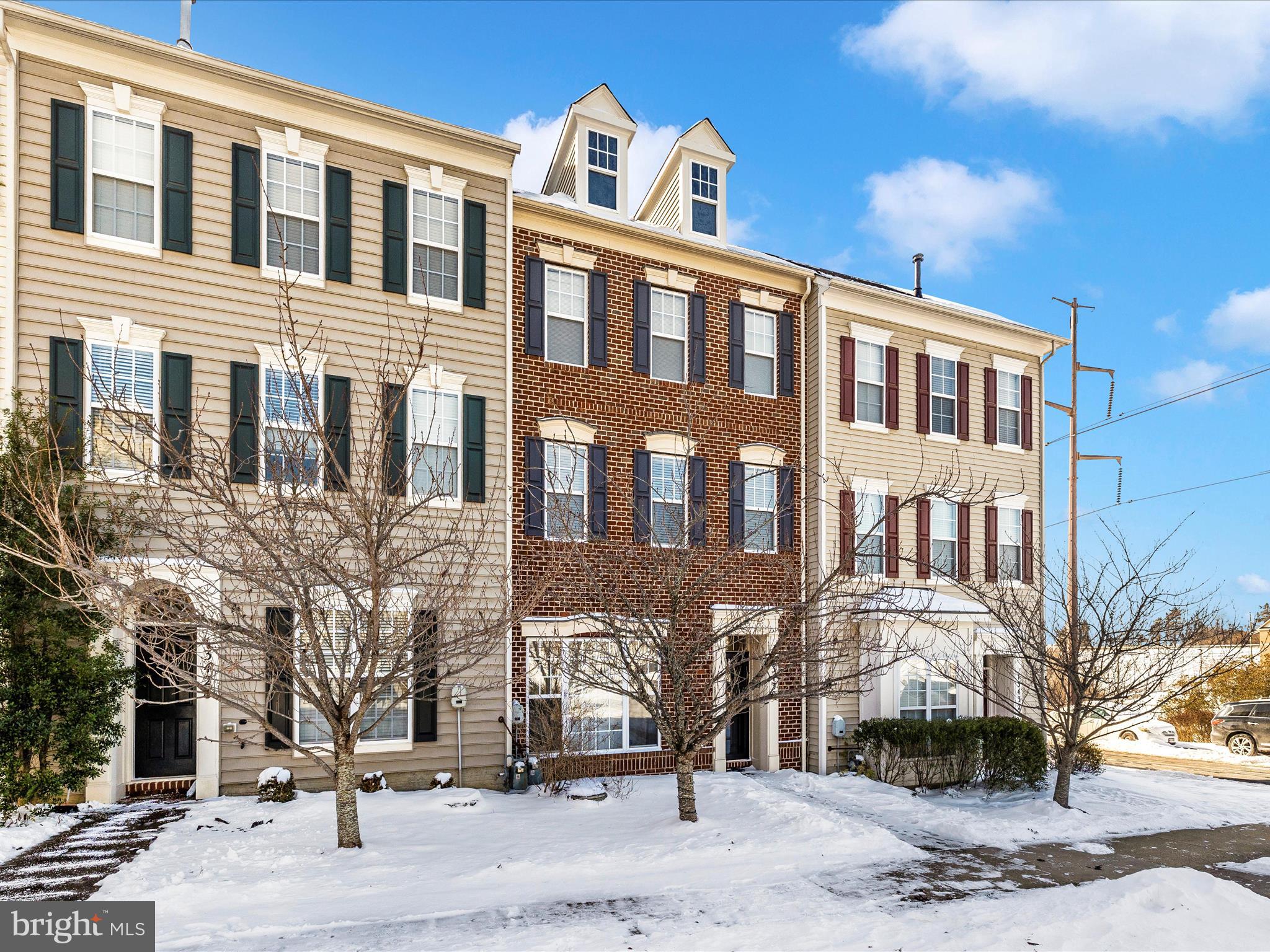 WOODCREST - Residential