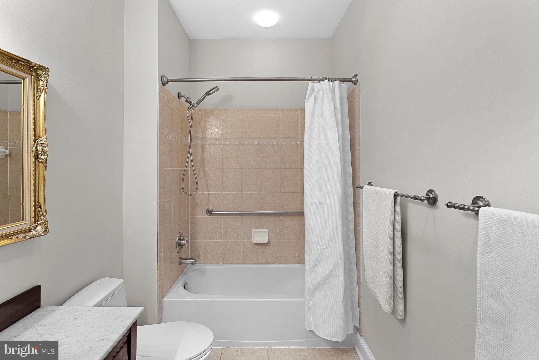 HERITAGE HUNT - Residential