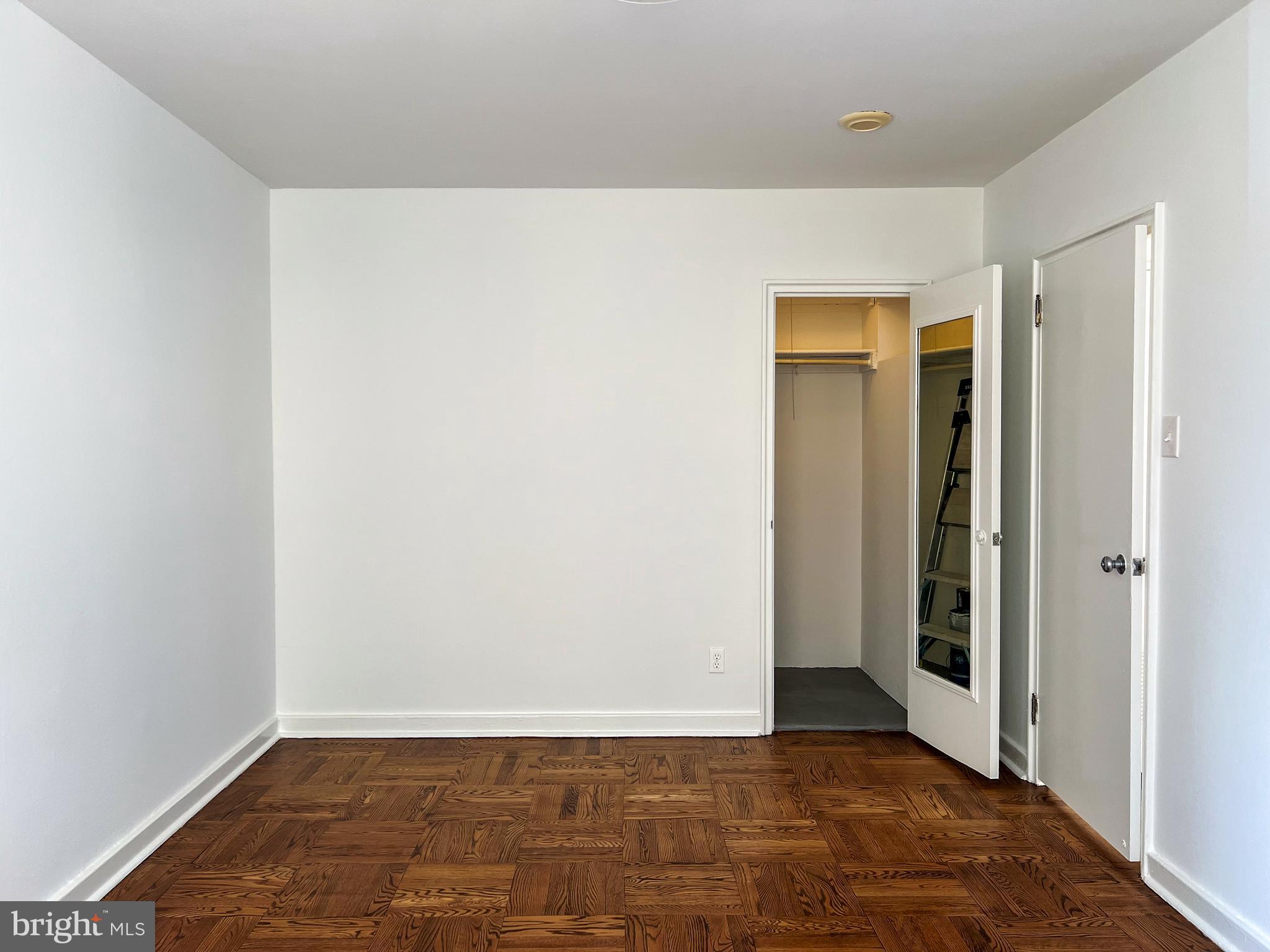 ART MUSEUM AREA - Residential