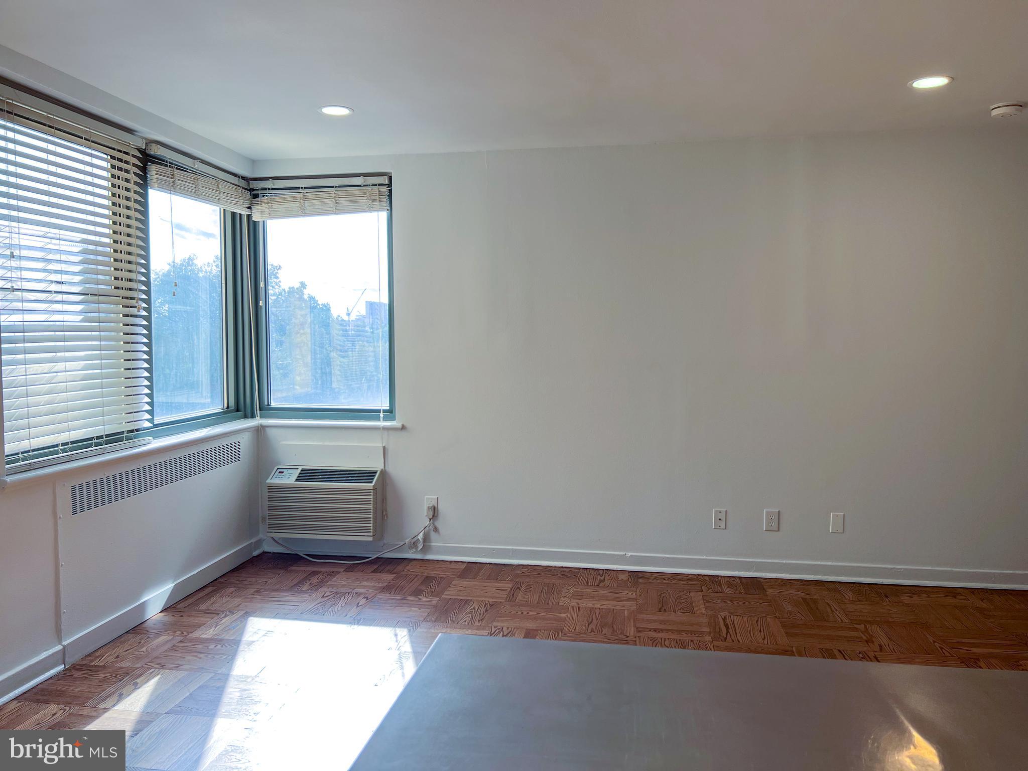 ART MUSEUM AREA - Residential