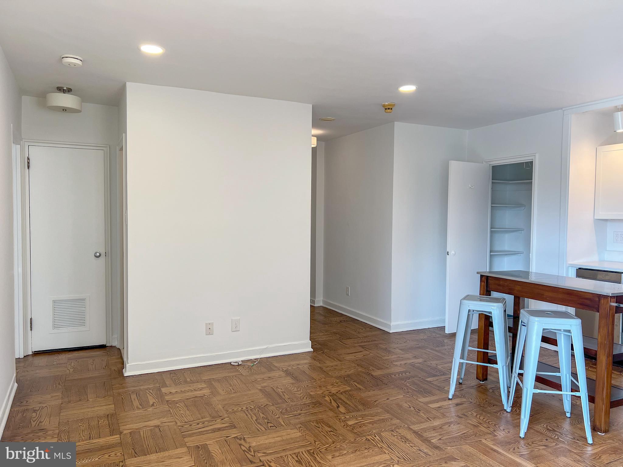 ART MUSEUM AREA - Residential