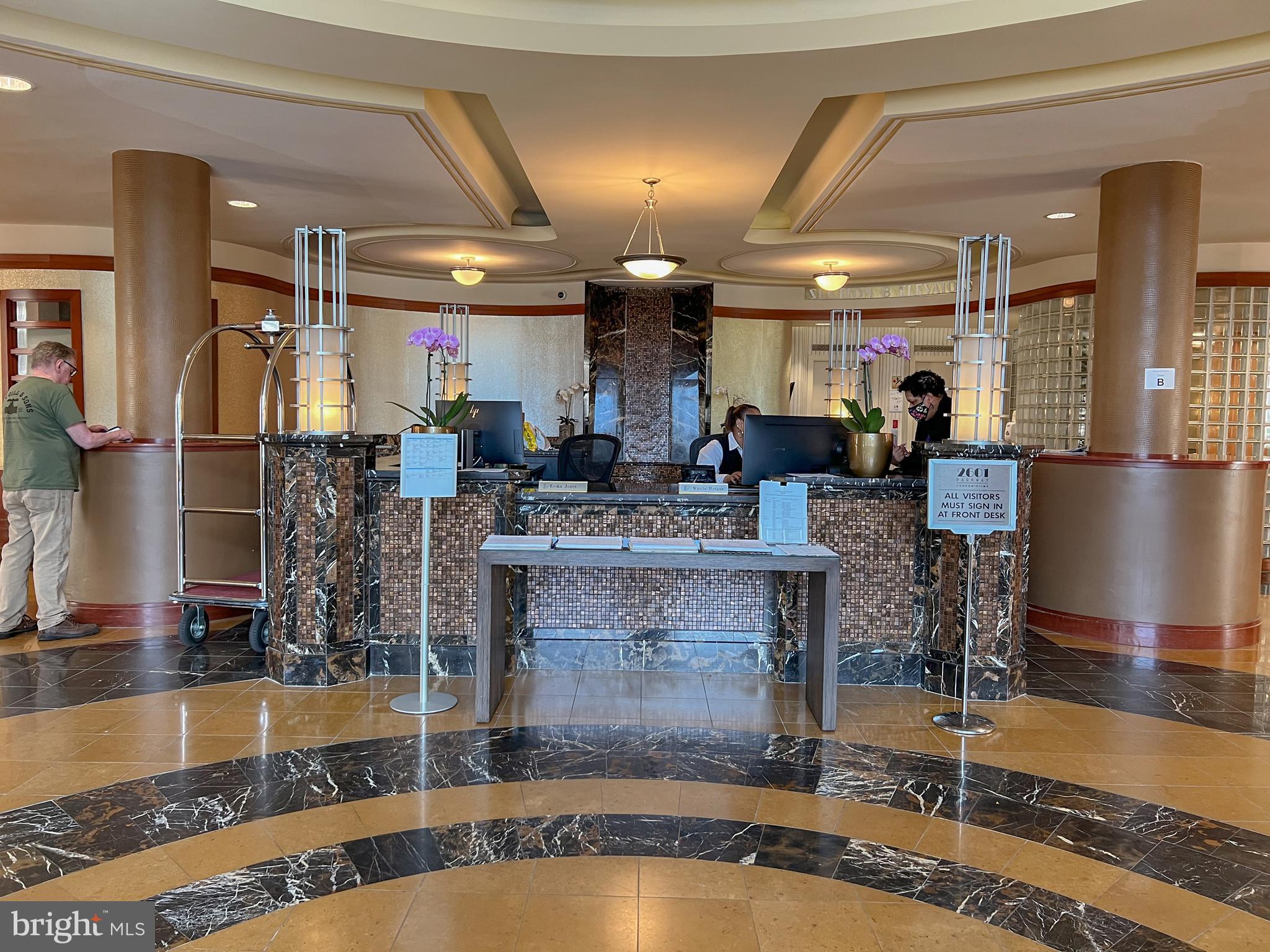 ART MUSEUM AREA - Residential