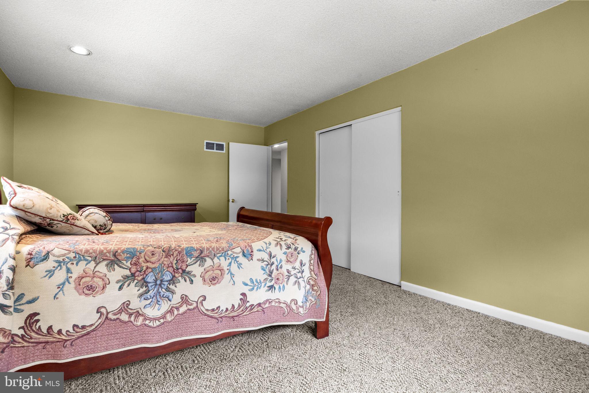 ELKINS PARK - Residential