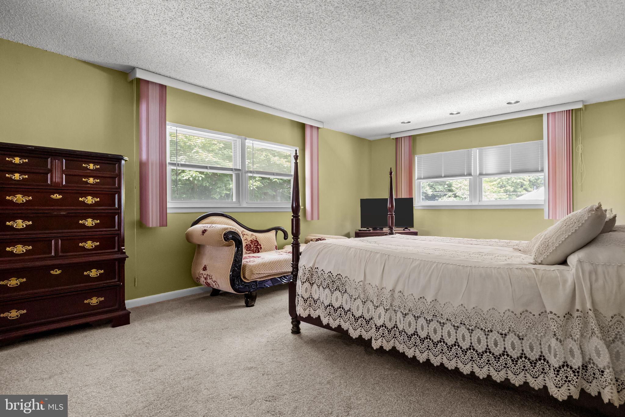 ELKINS PARK - Residential