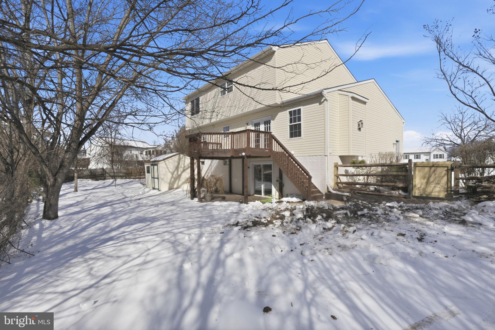 BEACHWOOD ESTATES - Residential