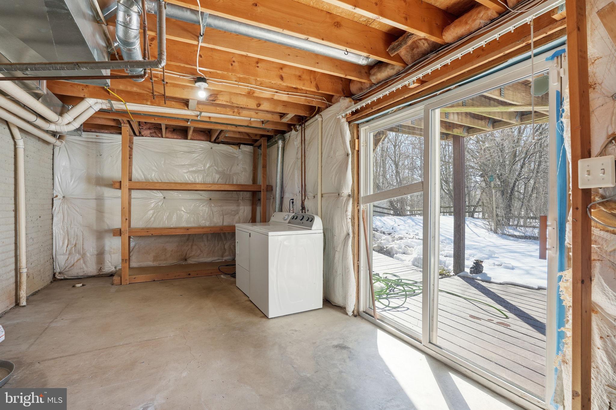 BEACHWOOD ESTATES - Residential