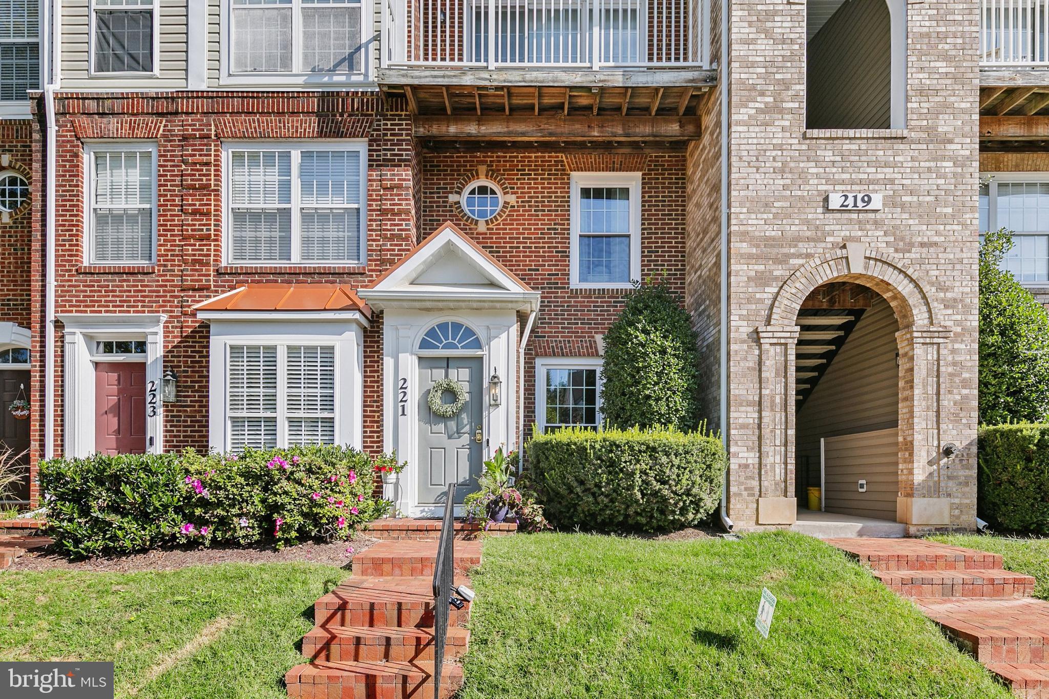 FALLSGROVE - Residential