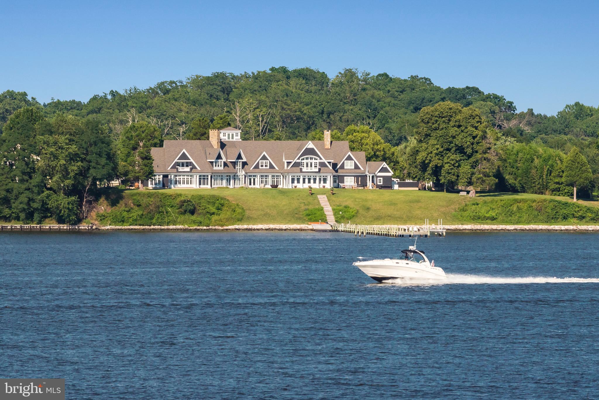 MELVIN POINT - Residential