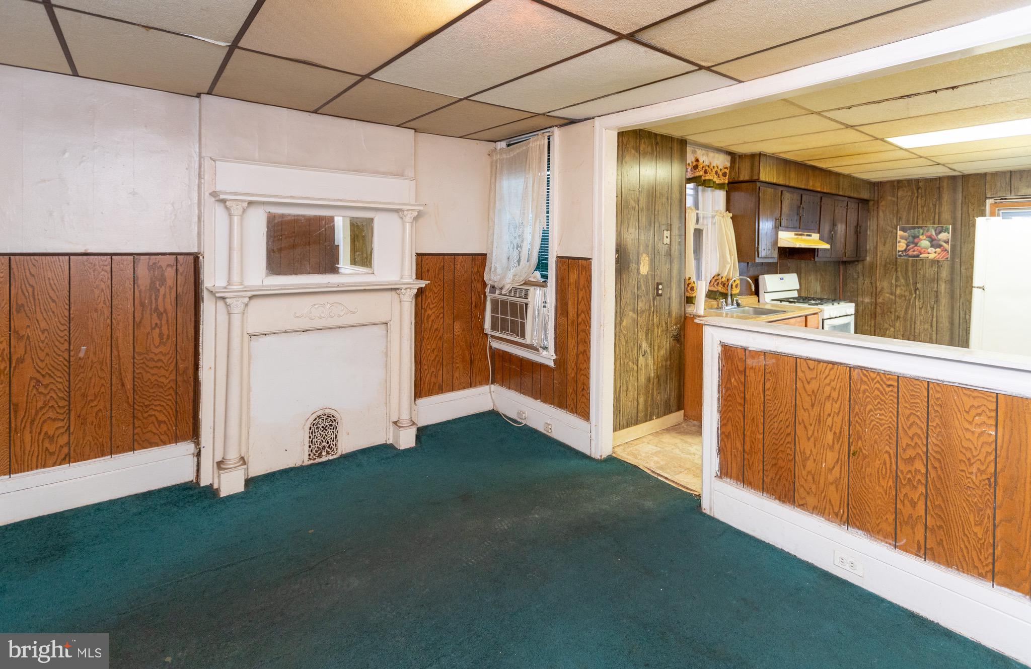 WEST PHILADELPHIA - Residential