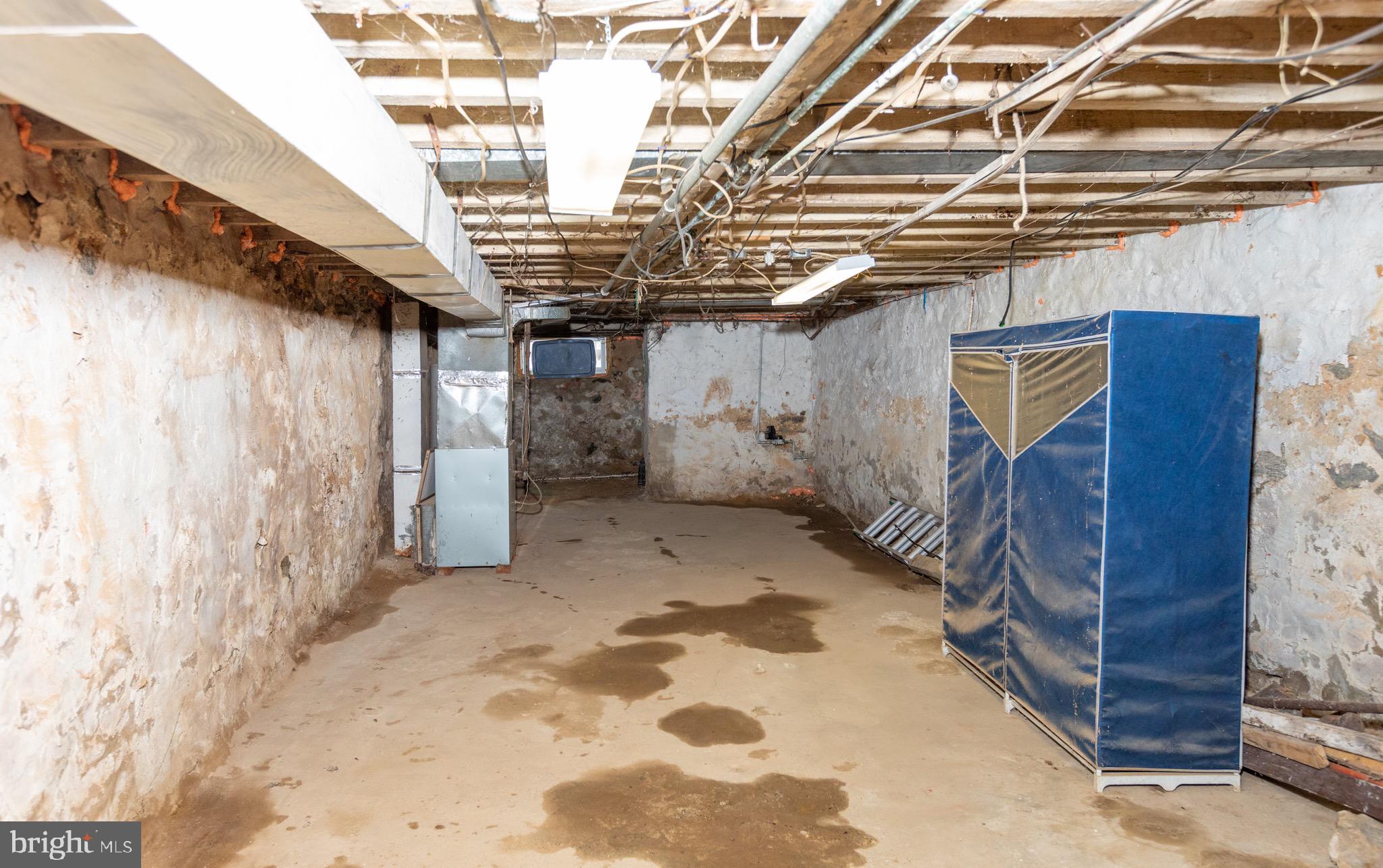 WEST PHILADELPHIA - Residential