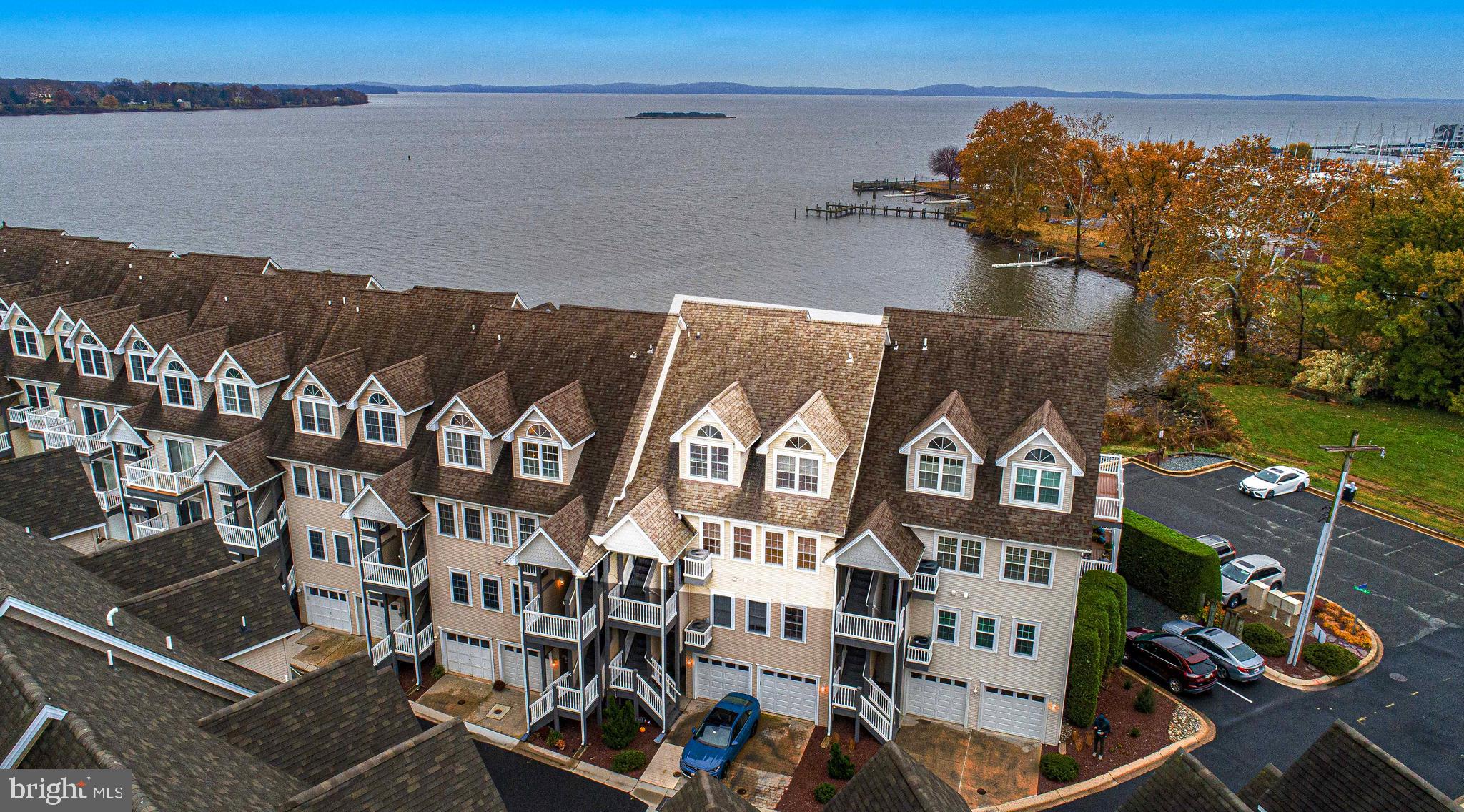 SENECA POINTE - Residential