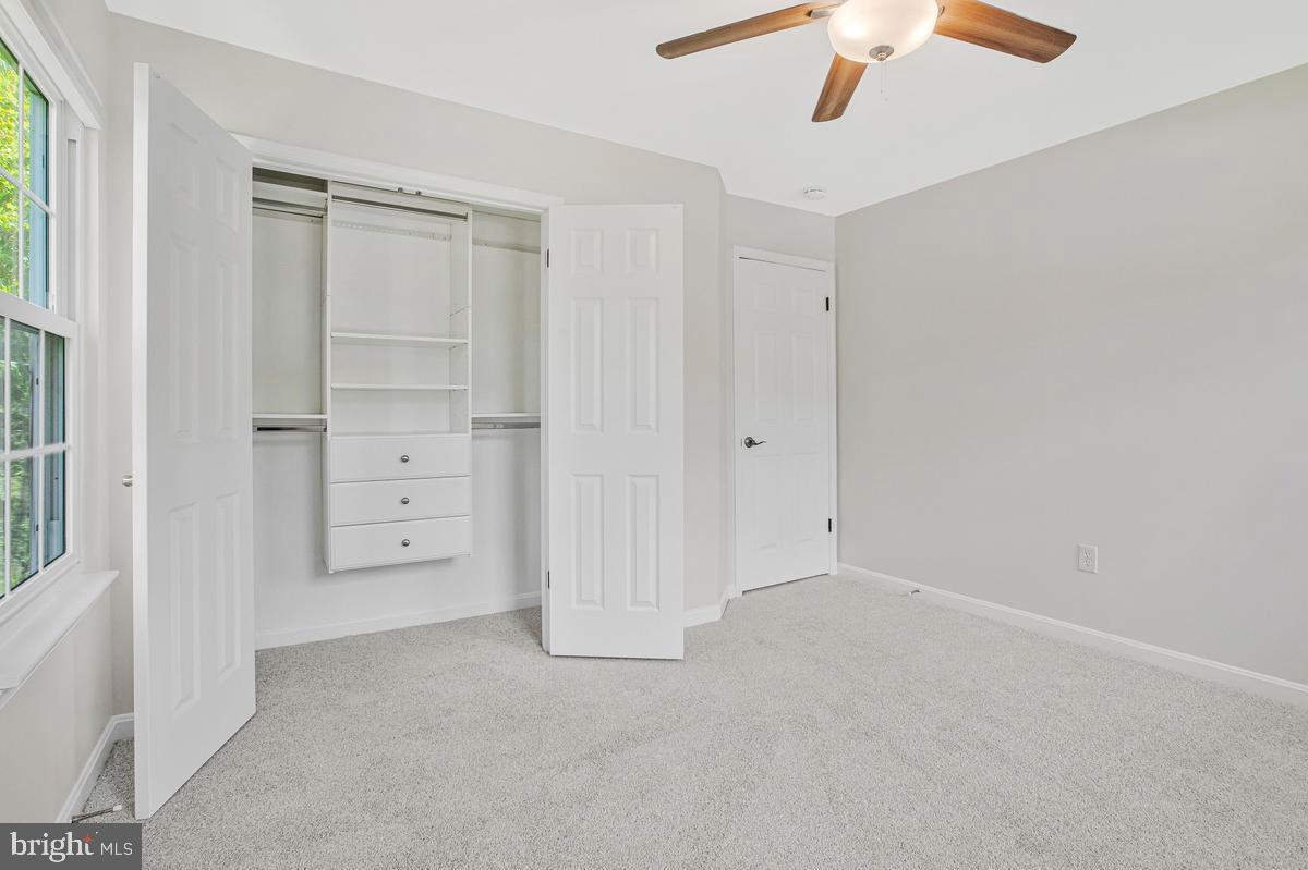 HUNT CLUB ESTATES - Residential