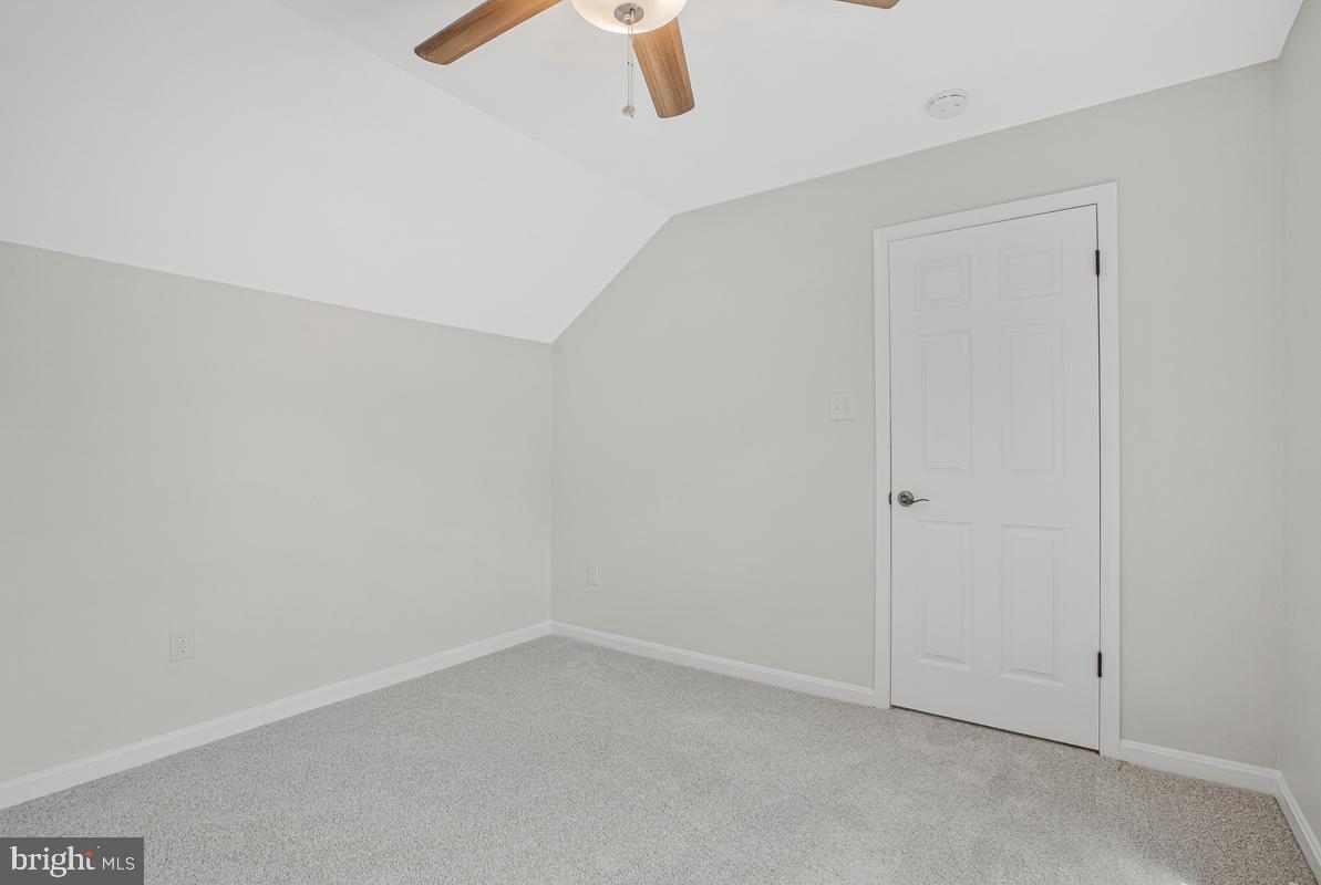 HUNT CLUB ESTATES - Residential