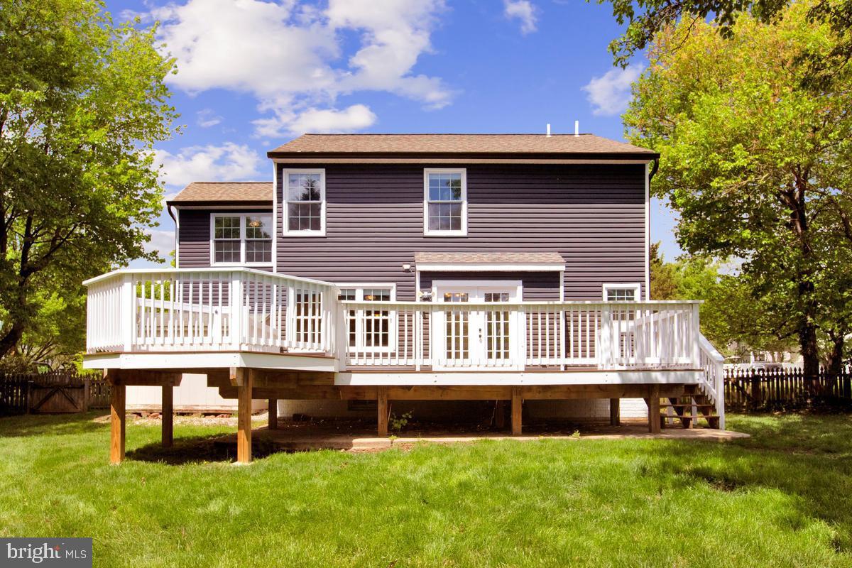 HUNT CLUB ESTATES - Residential