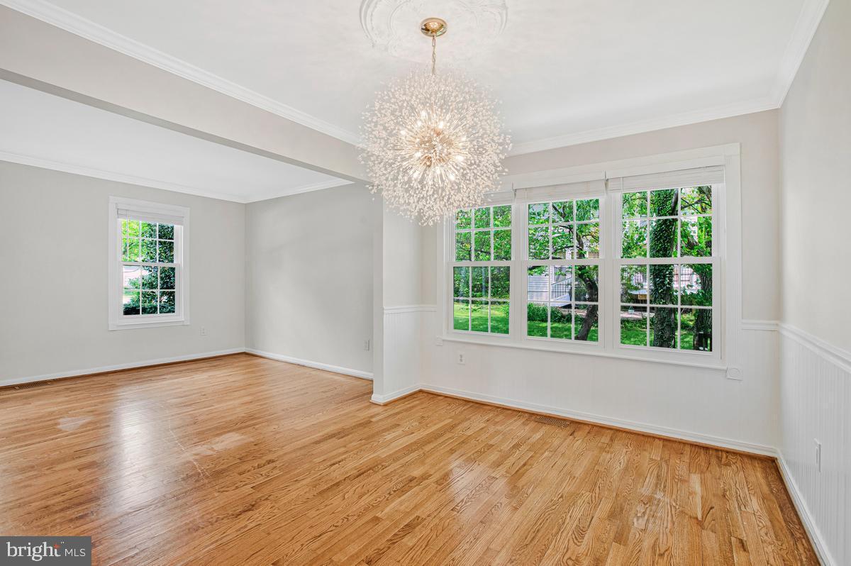 HUNT CLUB ESTATES - Residential