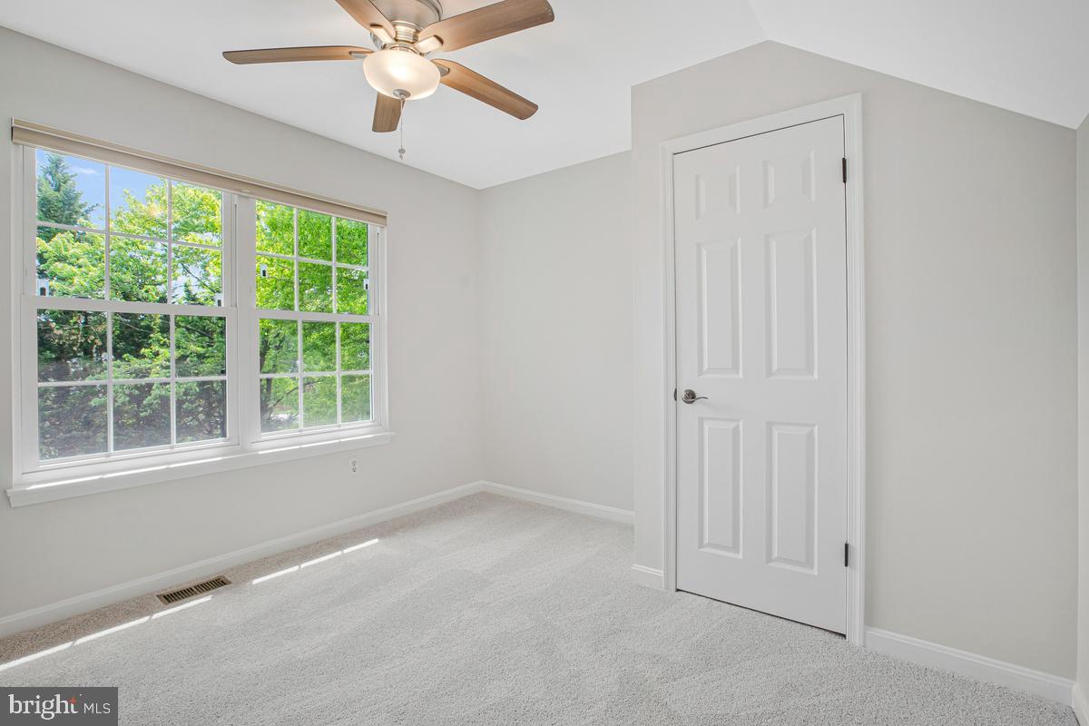HUNT CLUB ESTATES - Residential