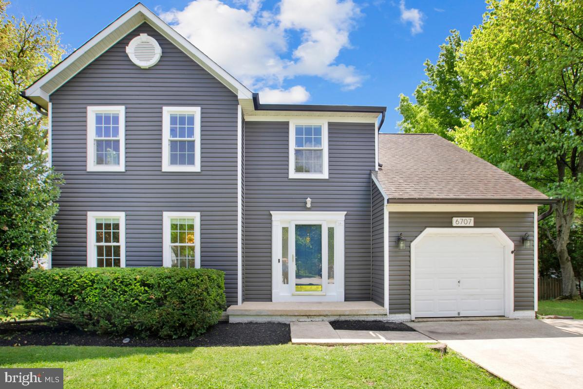 HUNT CLUB ESTATES - Residential