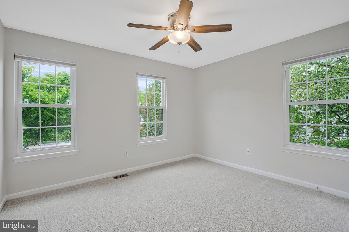 HUNT CLUB ESTATES - Residential