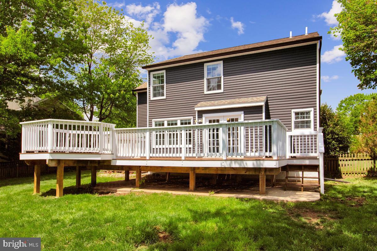 HUNT CLUB ESTATES - Residential