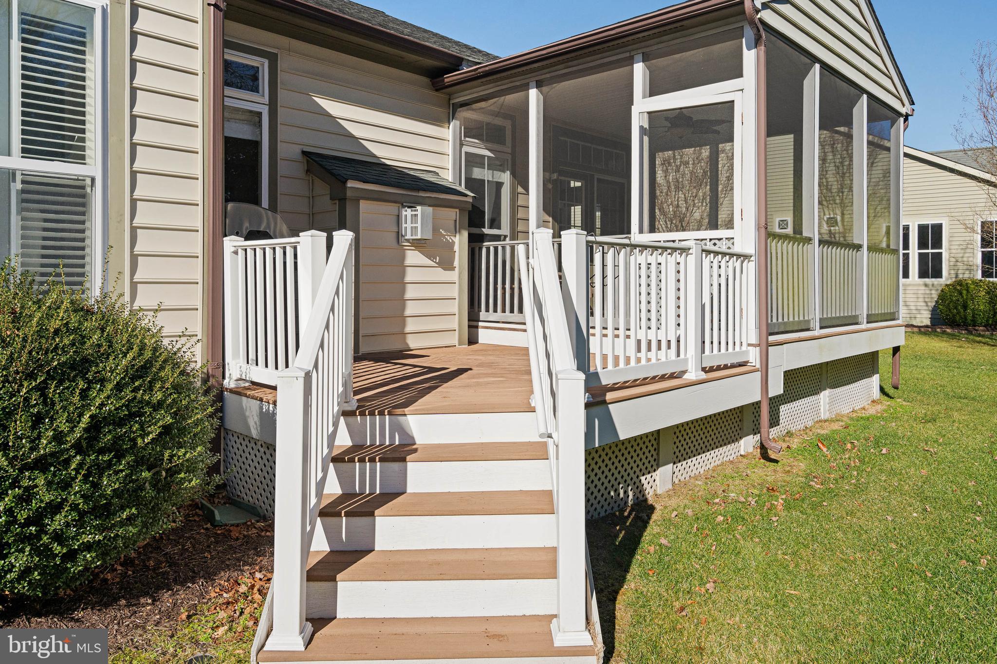 BAY FOREST CLUB - Residential