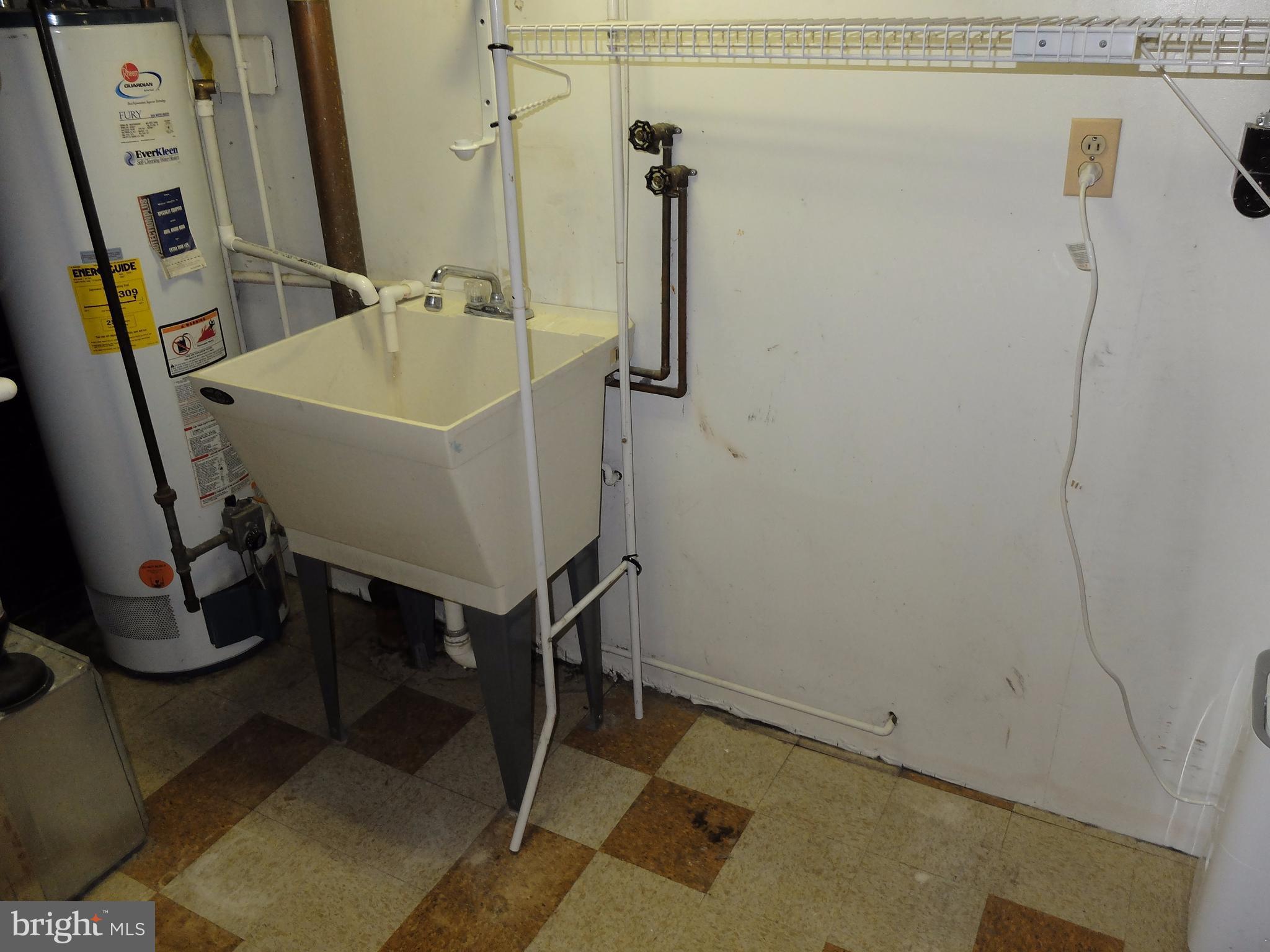 HOMESTEAD VILLAGE - Residential