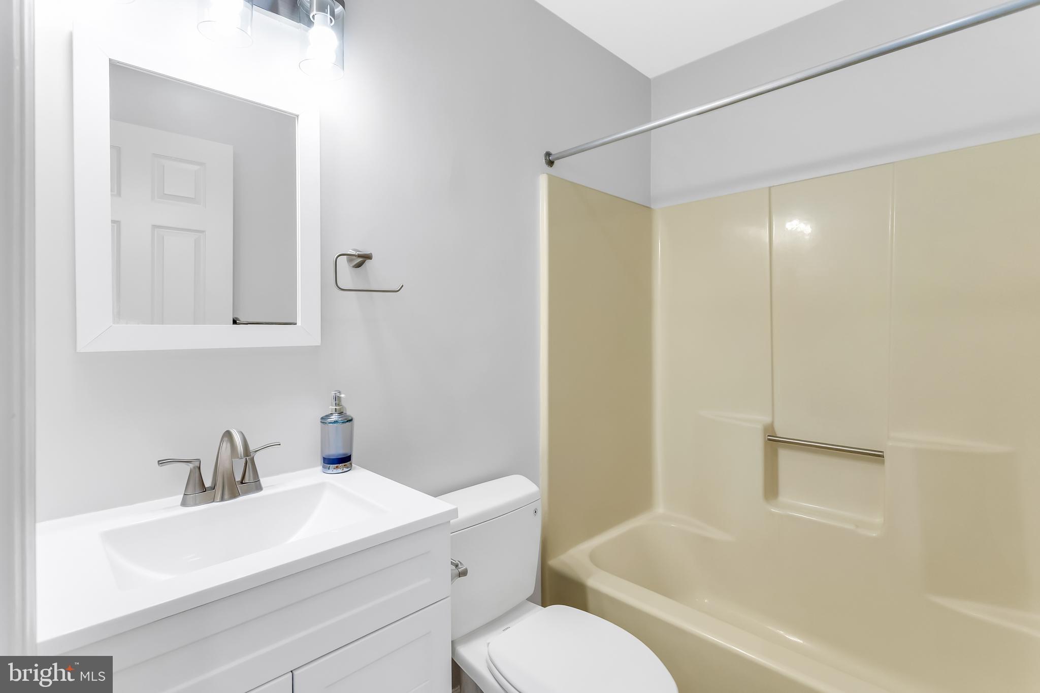 644 RIVER OAK COURT A-7 BS
