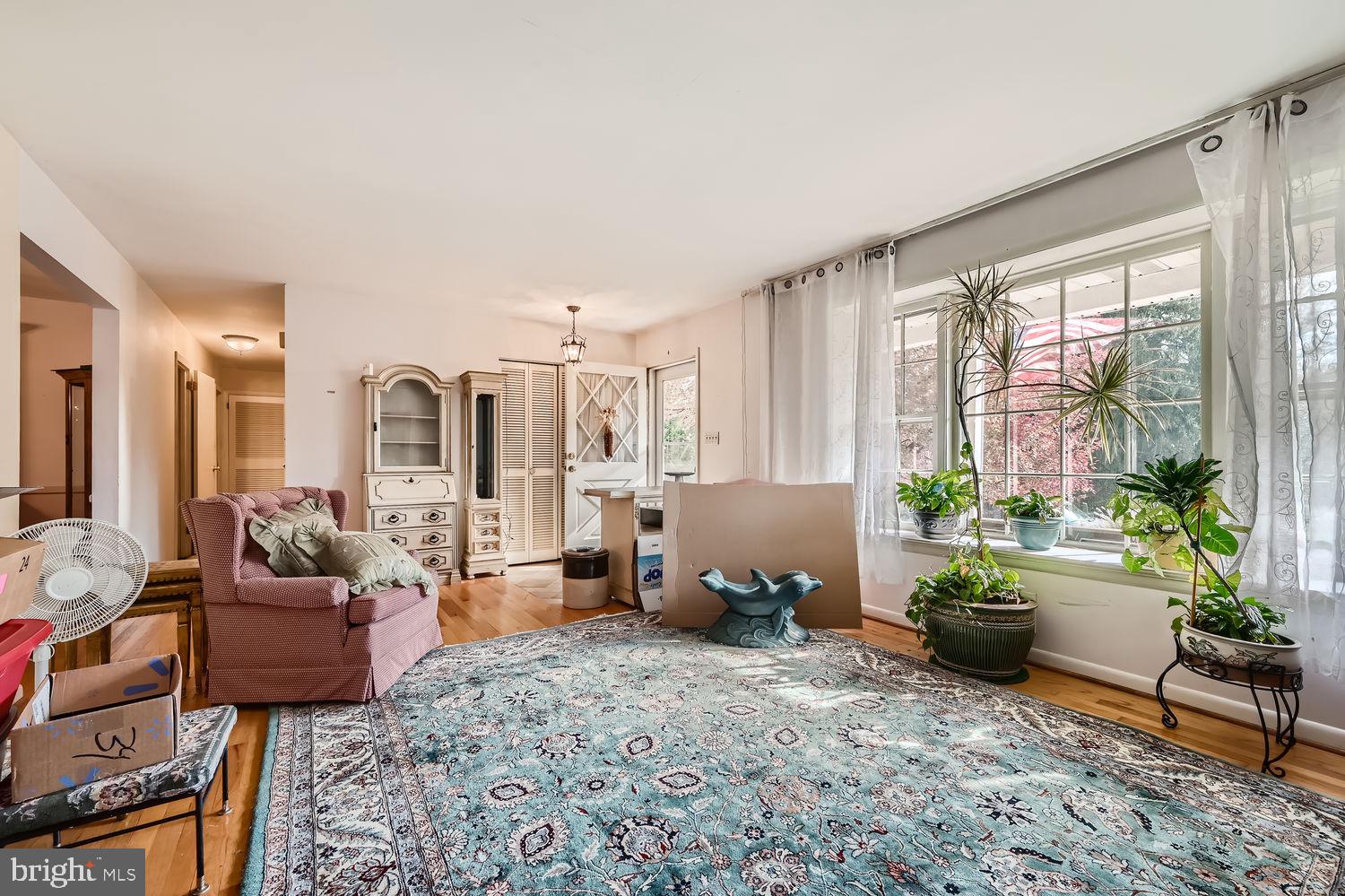 CHATHAM MEWS - Residential