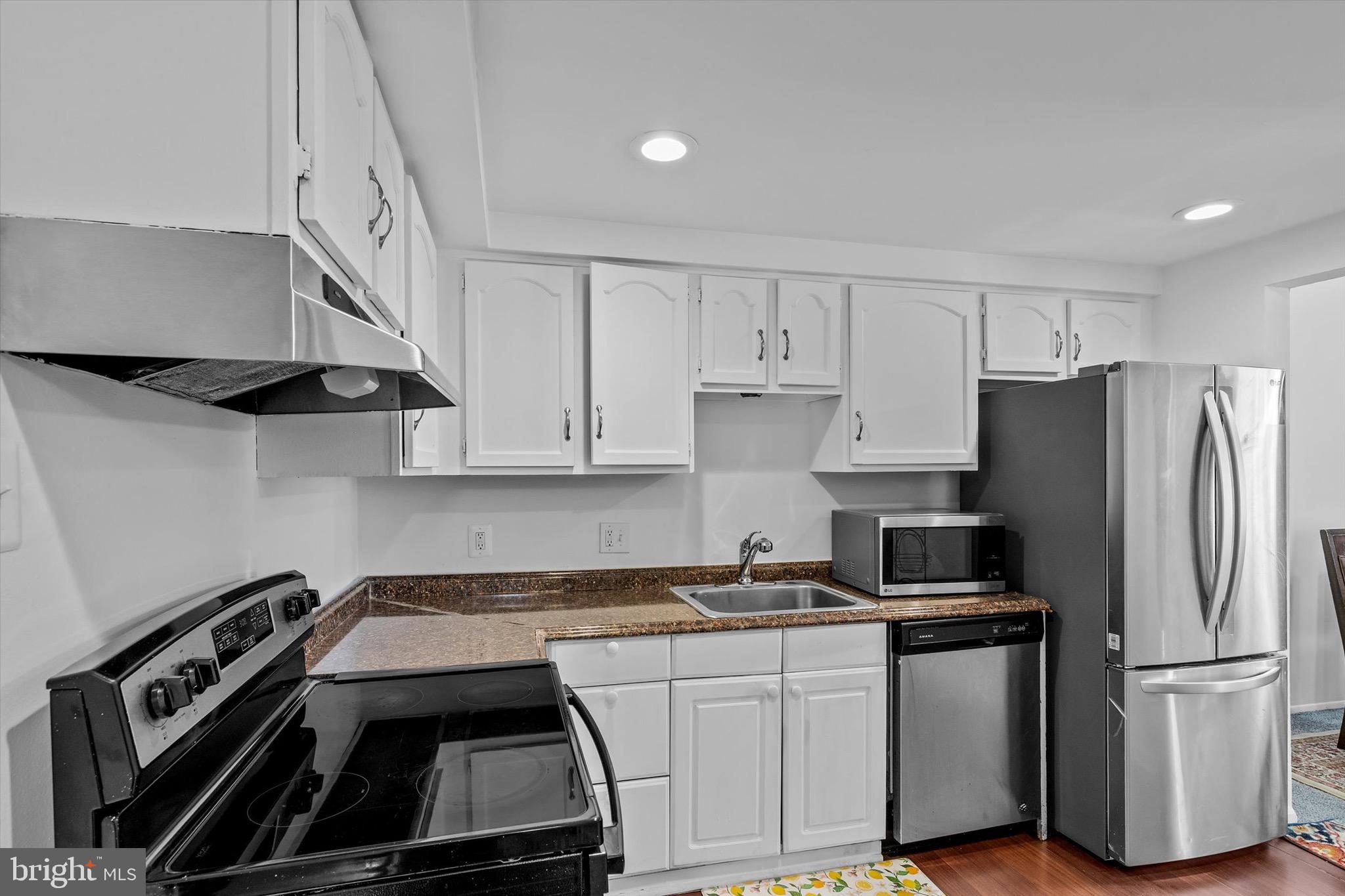 SUGARLAND RUN - Residential