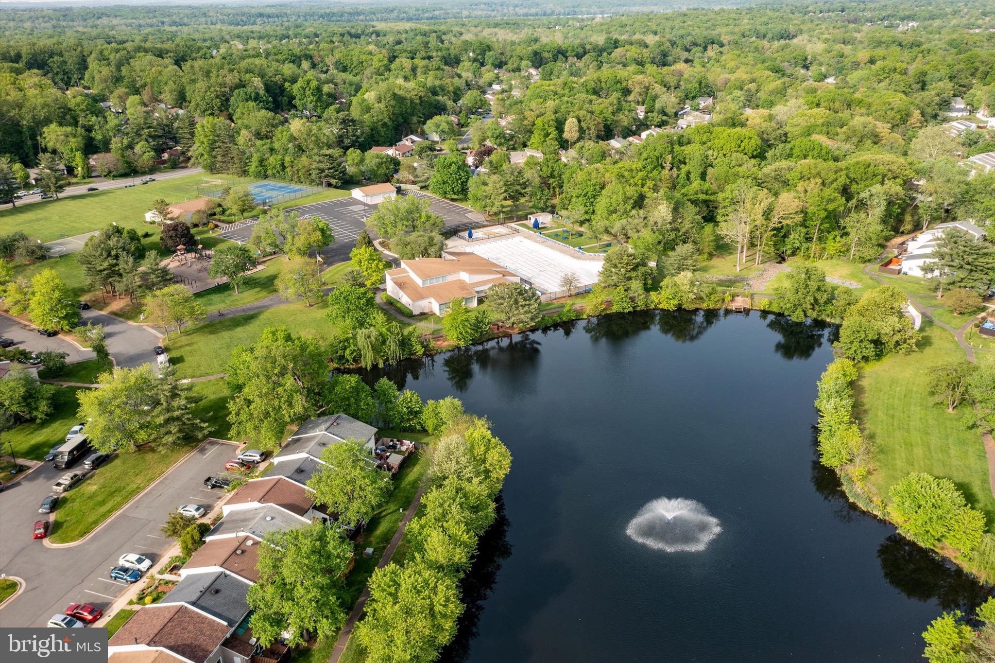 SUGARLAND RUN - Residential