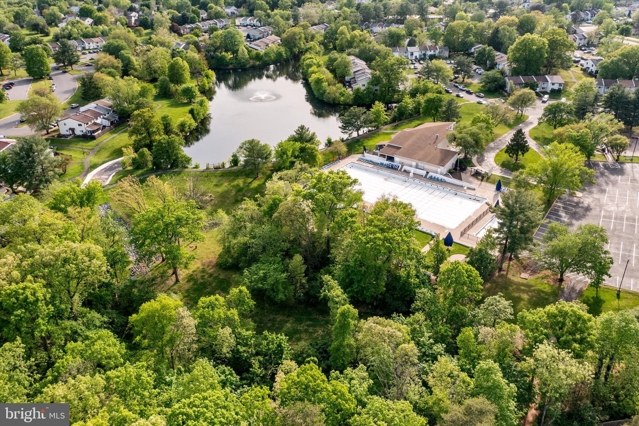 SUGARLAND RUN - Residential