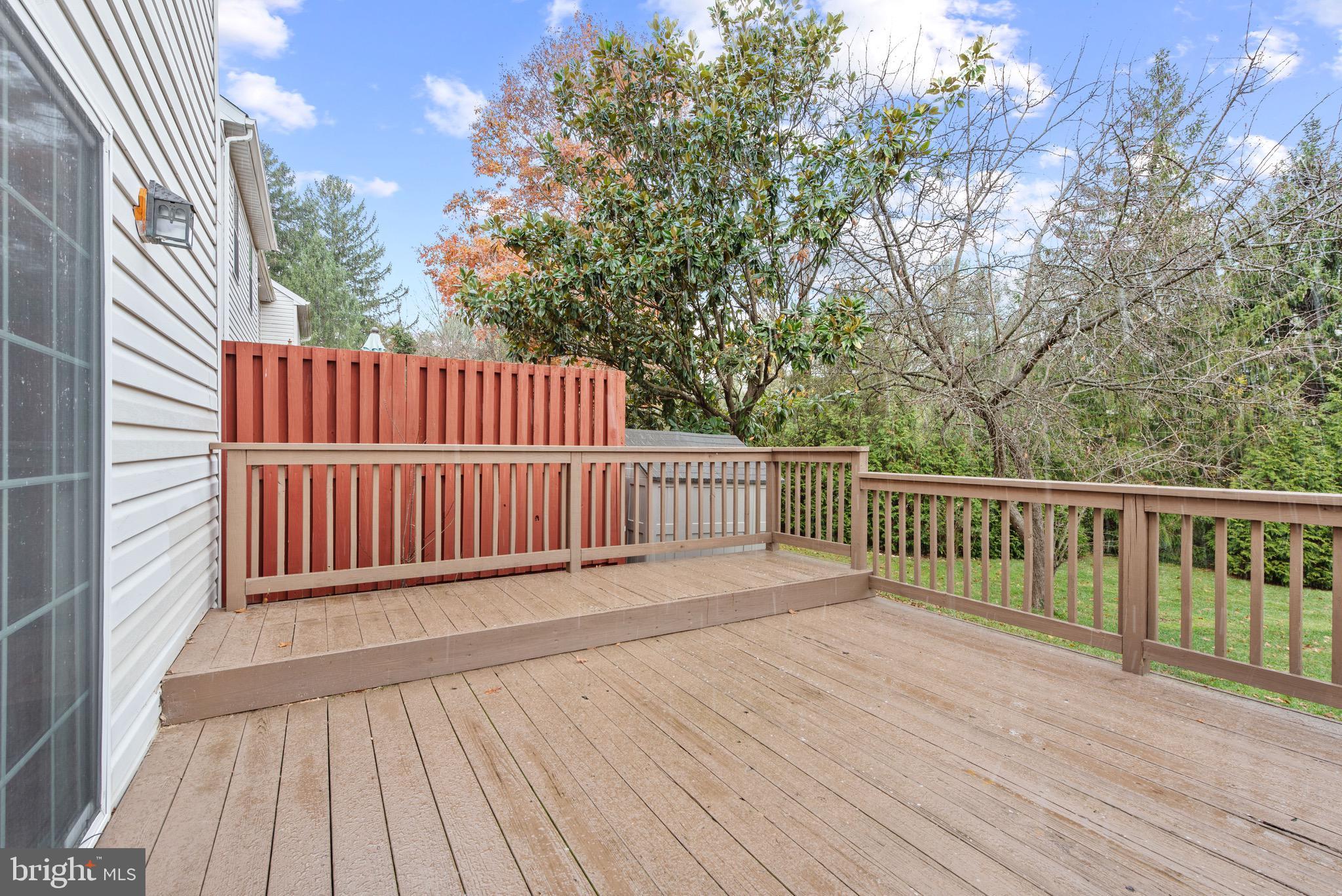 HUNTERS RUN - Residential Lease