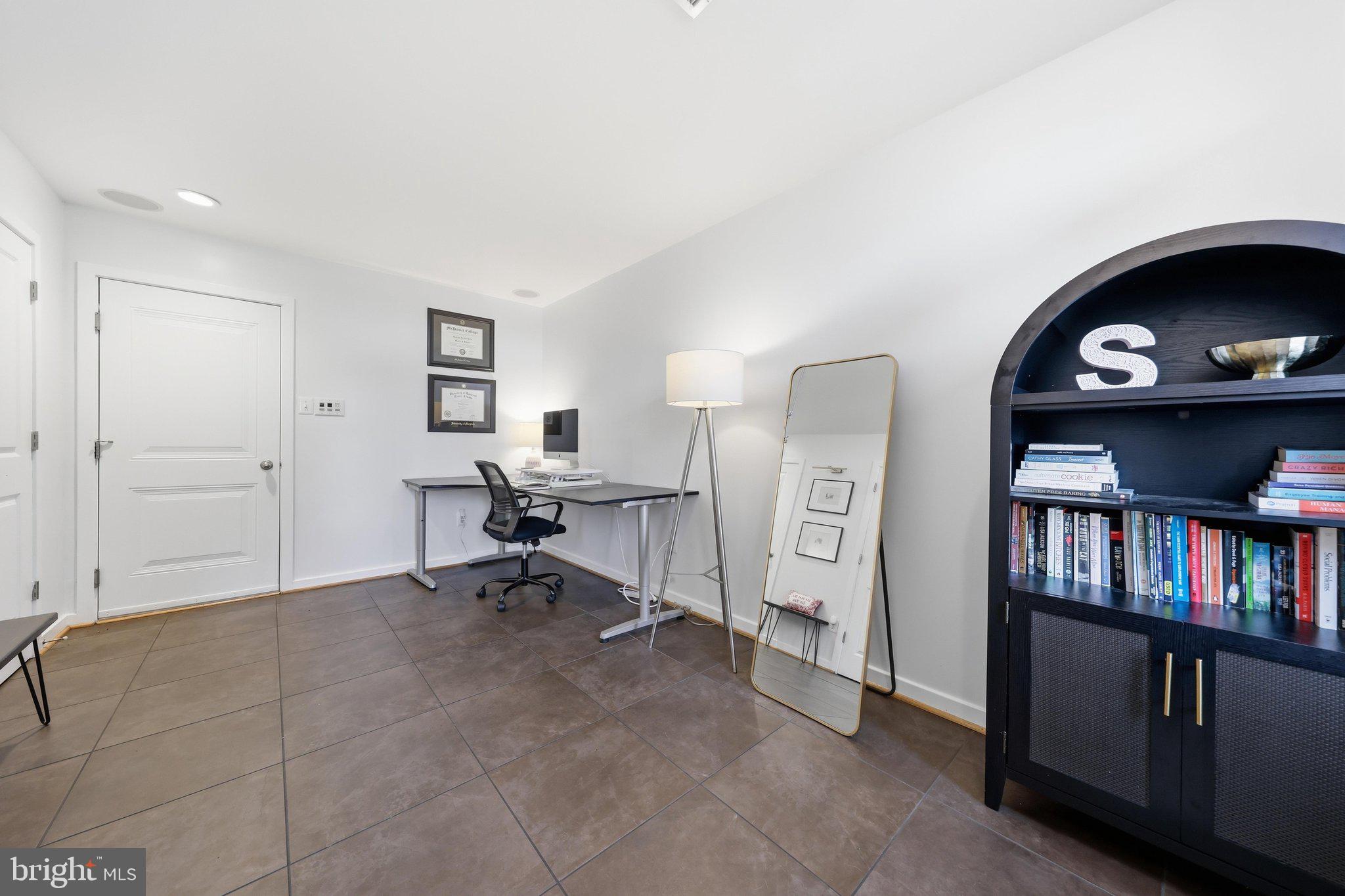 1410 LAUREL WOOD WAY 83