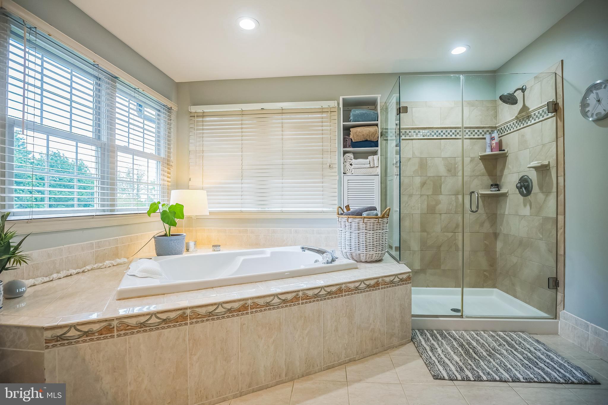 VALLEY VIEW - Residential