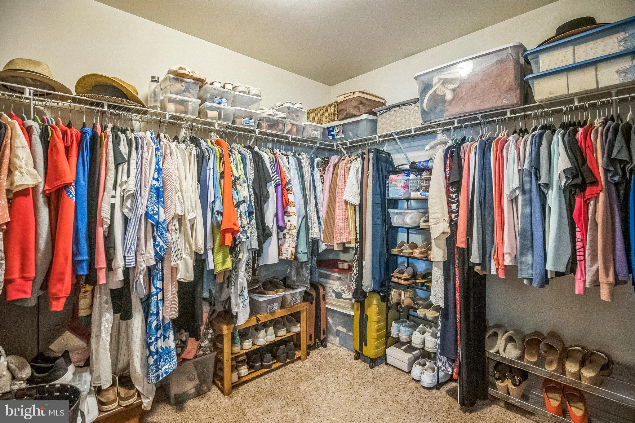 VALLEY VIEW - Residential