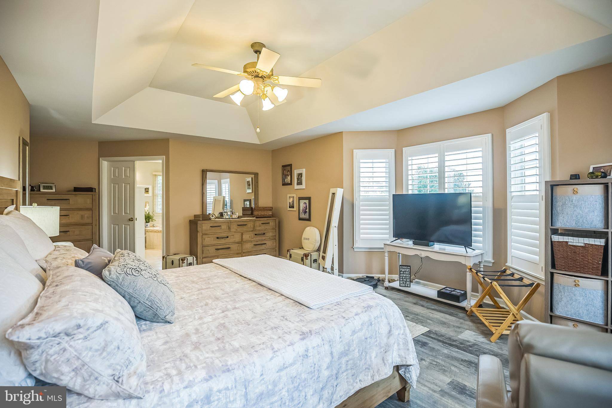 VALLEY VIEW - Residential