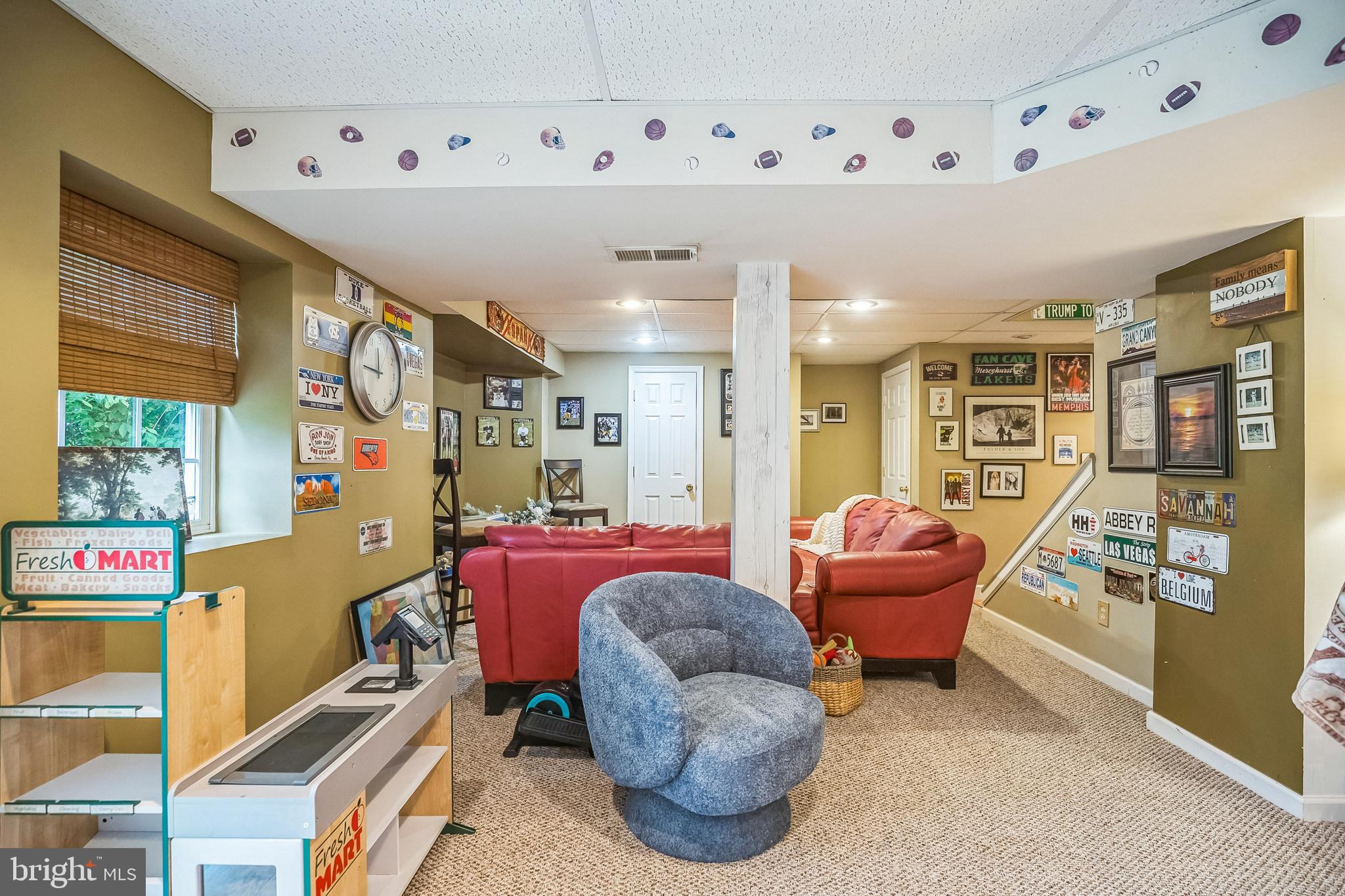 VALLEY VIEW - Residential