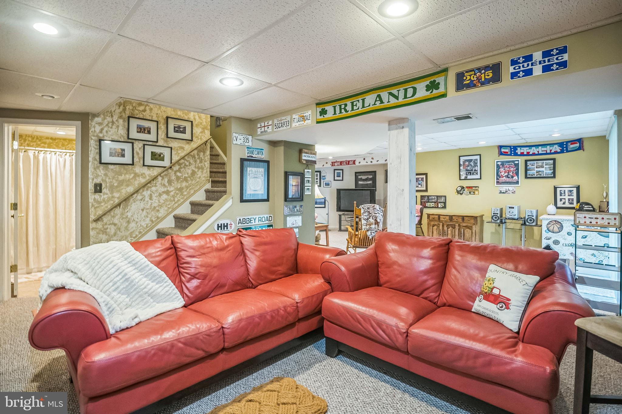 VALLEY VIEW - Residential