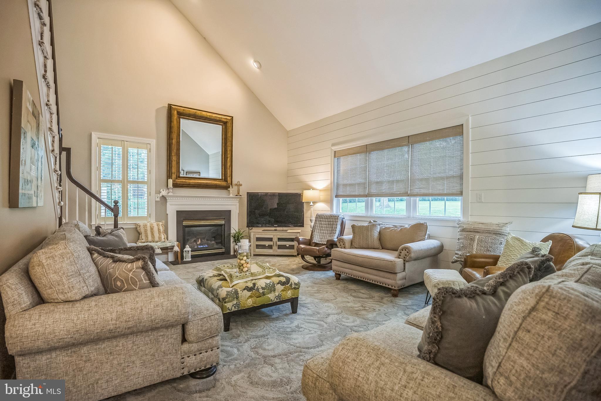 VALLEY VIEW - Residential