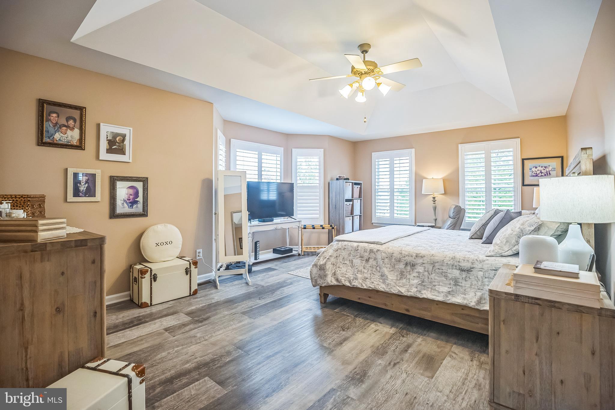 VALLEY VIEW - Residential