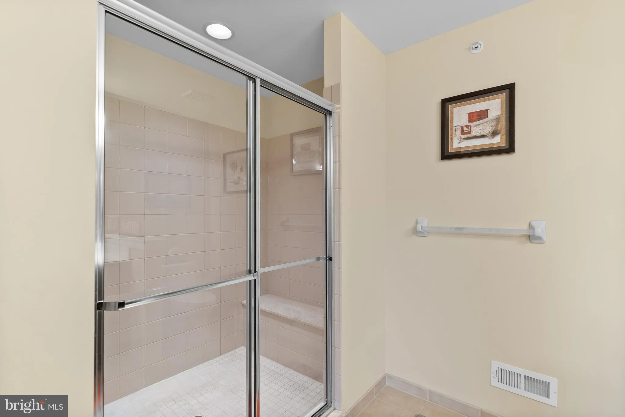 Lansdale, Pennsylvania 19446, United States, 4 Bedrooms Bedrooms, ,3 BathroomsBathrooms,Residential,Active,79042