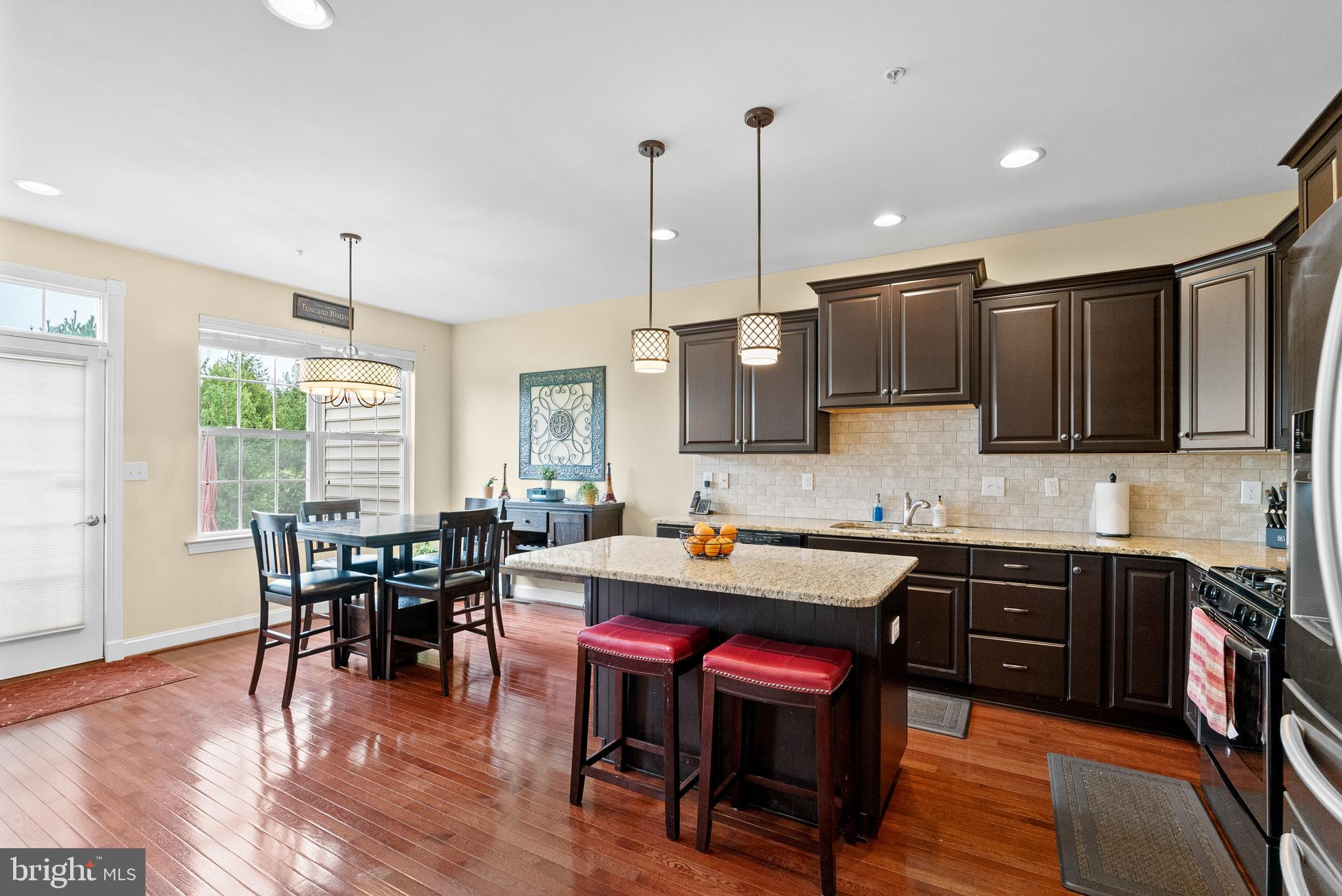 THORNDALE - Residential