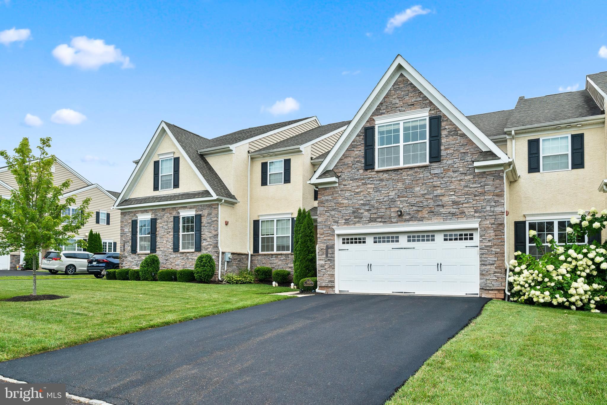 THORNDALE - Residential