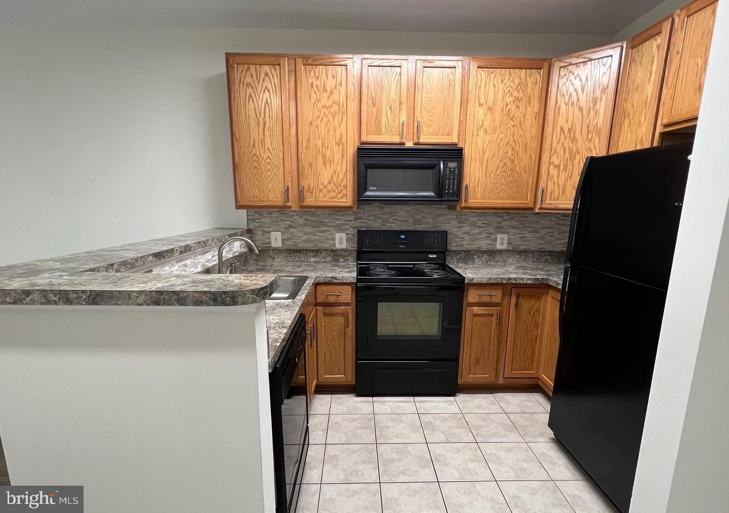 BOWIE TOWERS - Residential