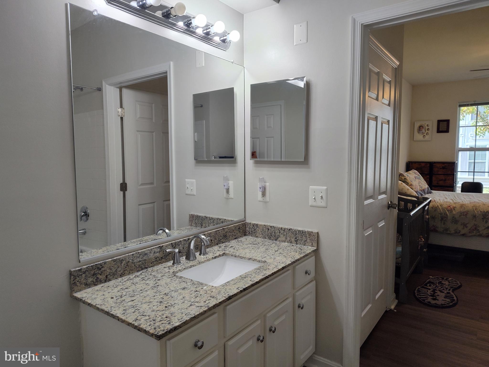 BOWIE TOWERS - Residential