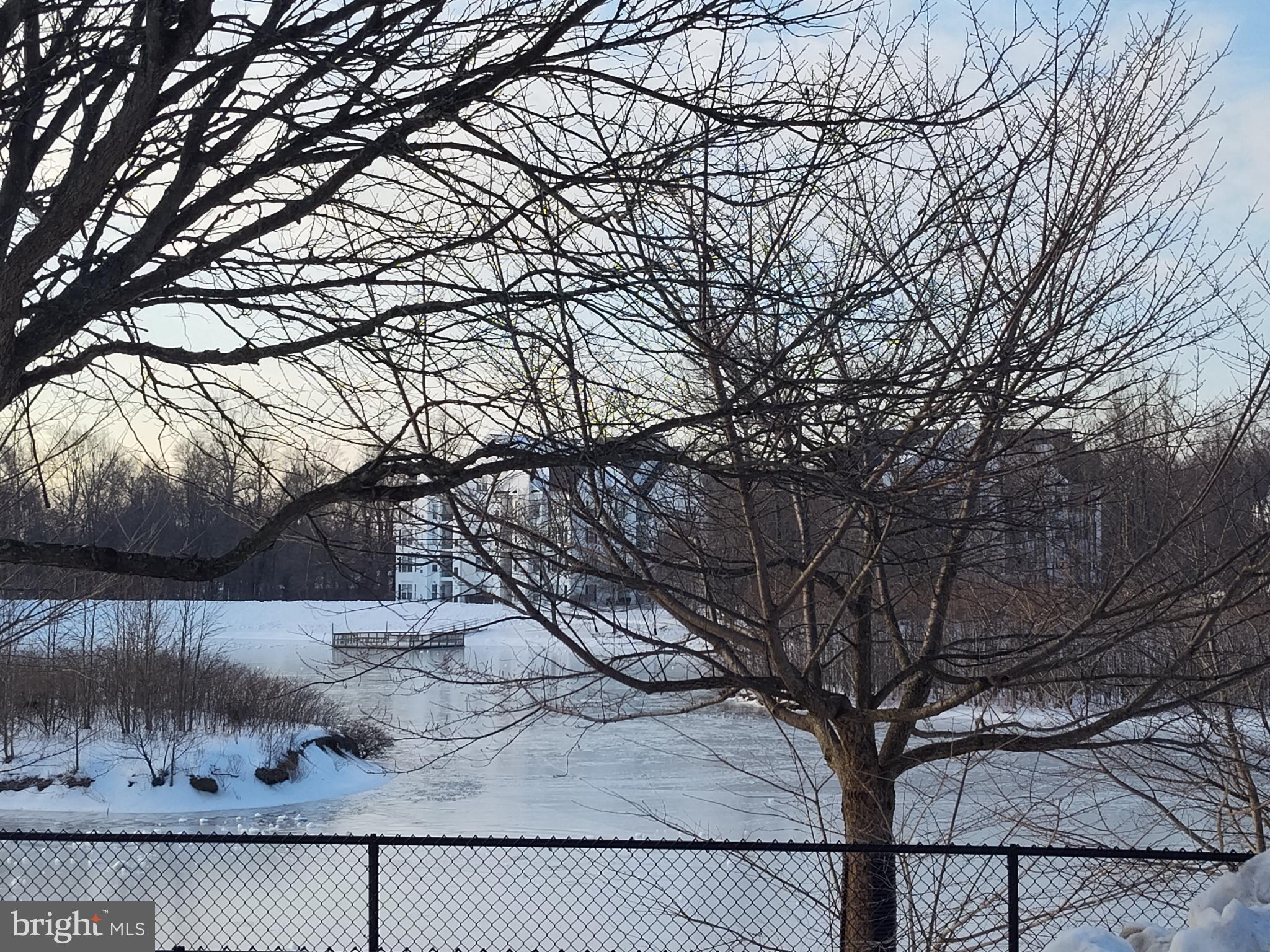 BOWIE TOWERS - Residential