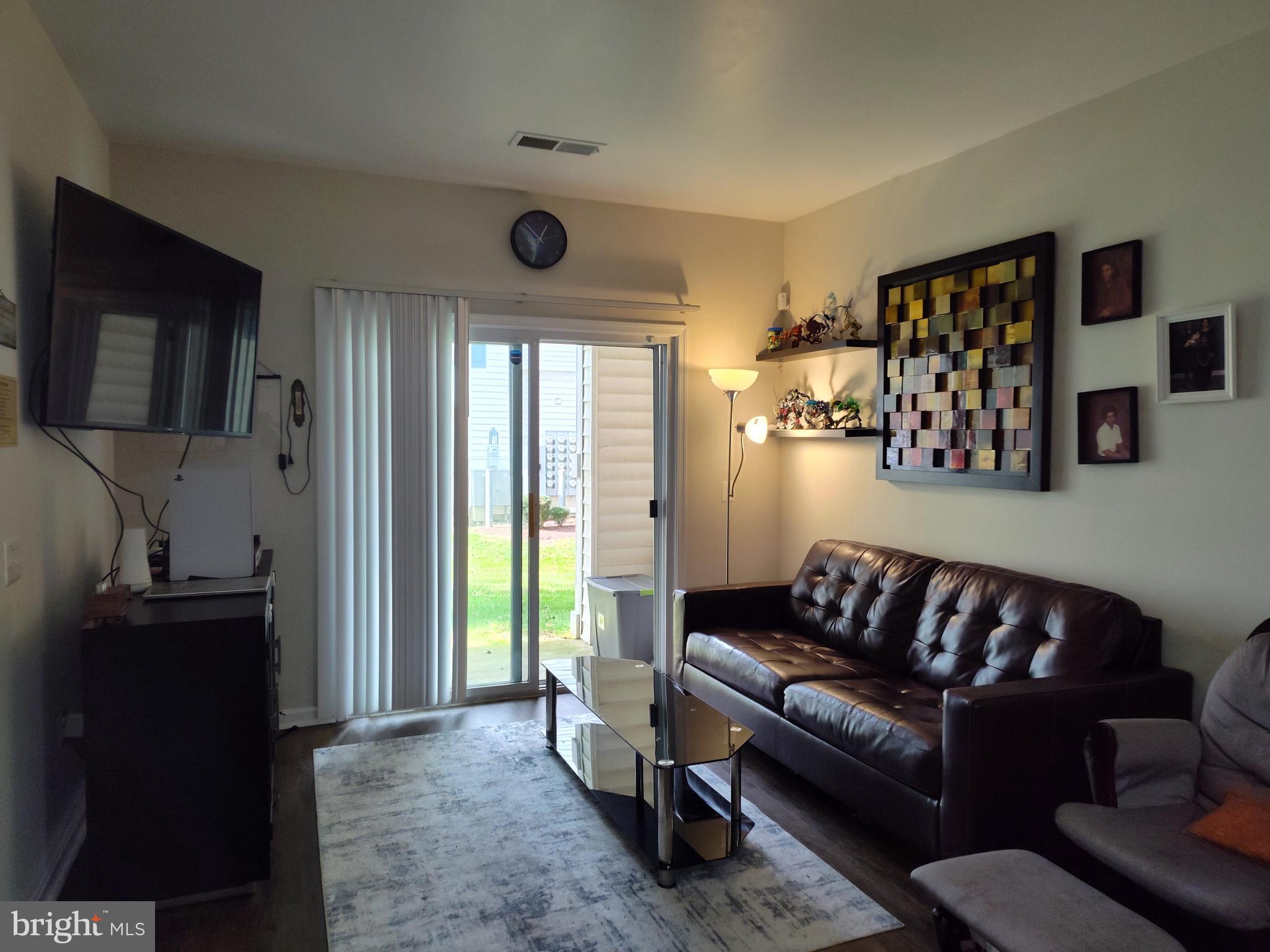 BOWIE TOWERS - Residential