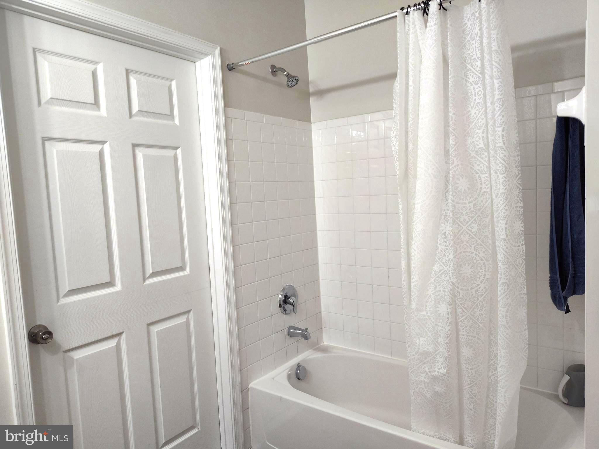 BOWIE TOWERS - Residential