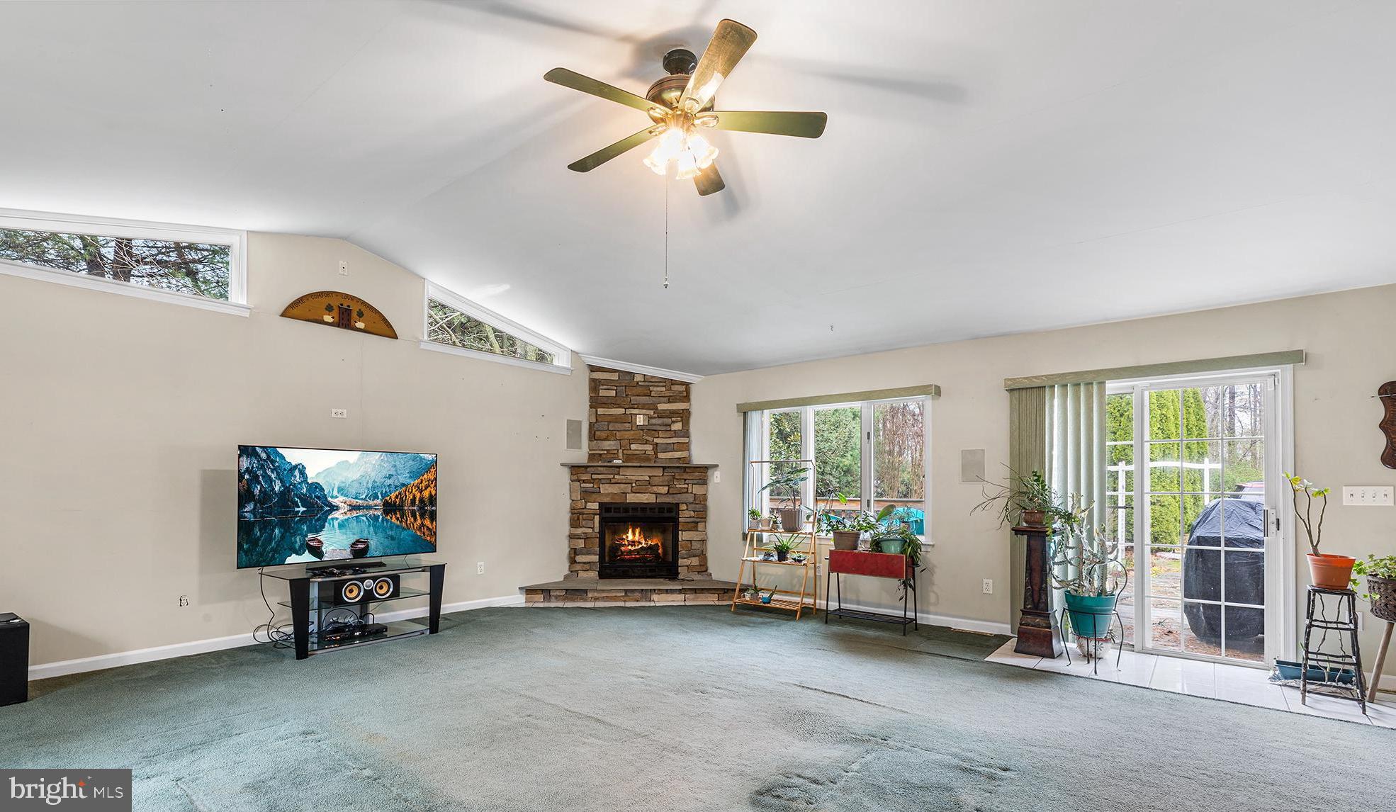 REBECCA RIDGE - Residential