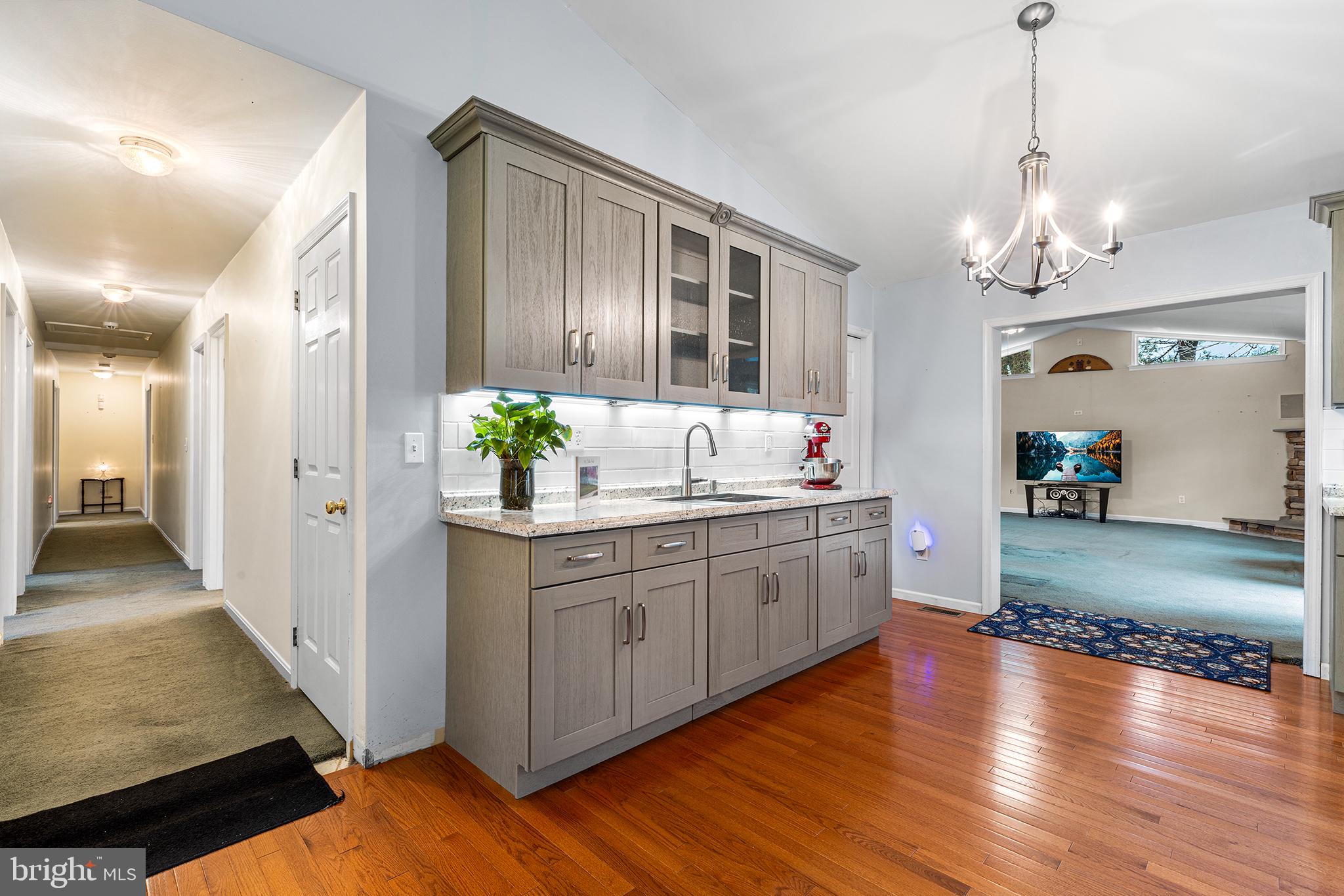 REBECCA RIDGE - Residential